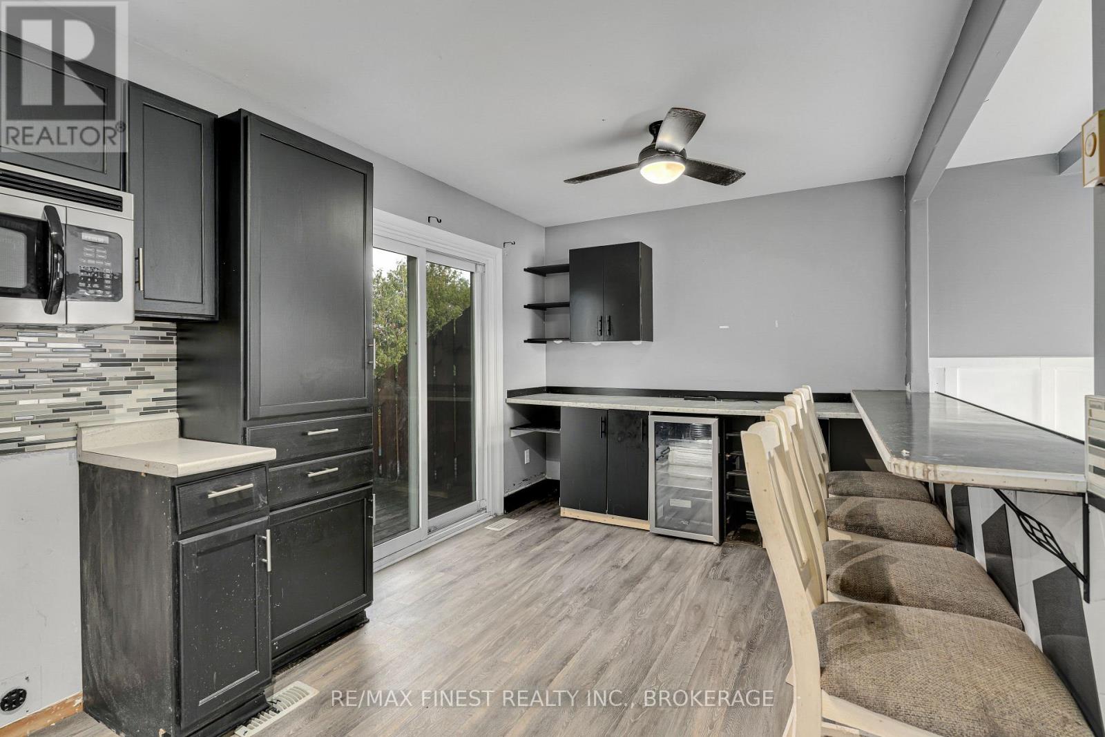 5 Meadow Lane, Greater Napanee, Ontario  K7R 3R8 - Photo 10 - X12472057