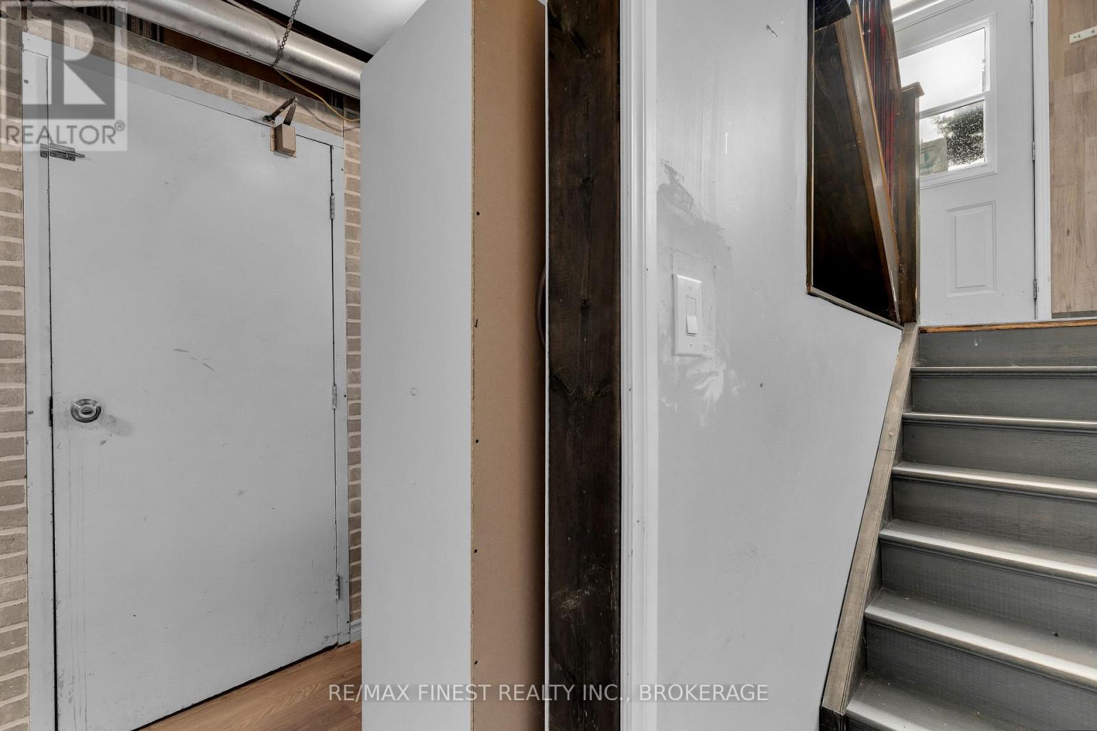 5 Meadow Lane, Greater Napanee, Ontario  K7R 3R8 - Photo 26 - X12472057