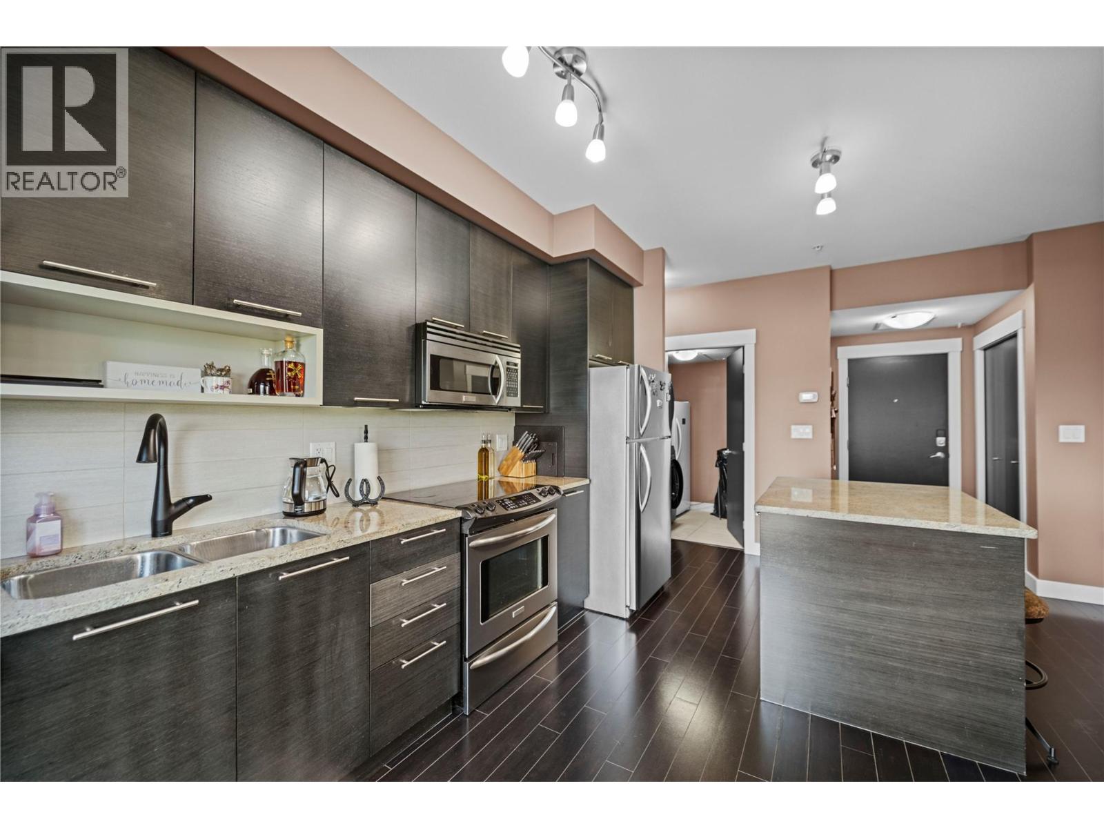 1000 Talasa Way Unit# 1312, Kamloops, British Columbia  V2H 0C2 - Photo 4 - 10366406