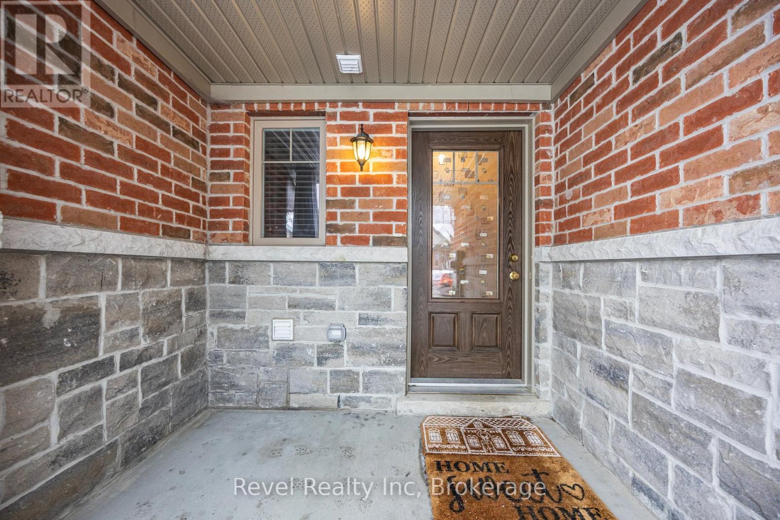 1041 Cook Drive, Midland, Ontario  L4R 0E4 - Photo 2 - S12474428
