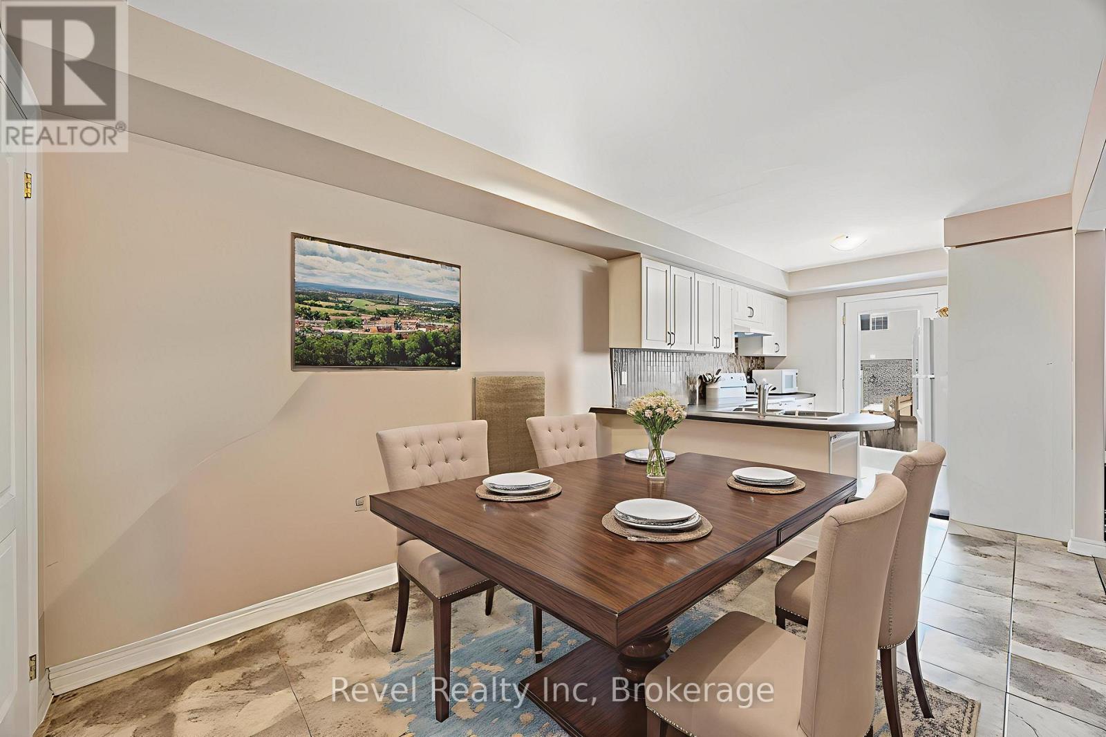 1041 Cook Drive, Midland, Ontario  L4R 0E4 - Photo 4 - S12474428