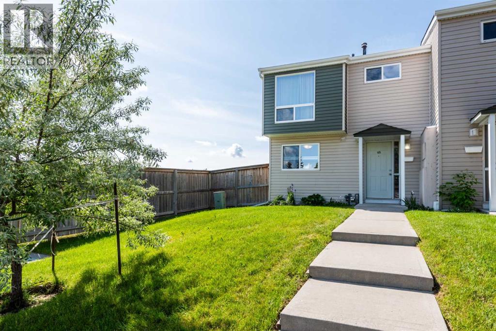 43, 5425 Pensacola Crescent SE, Calgary, Alberta