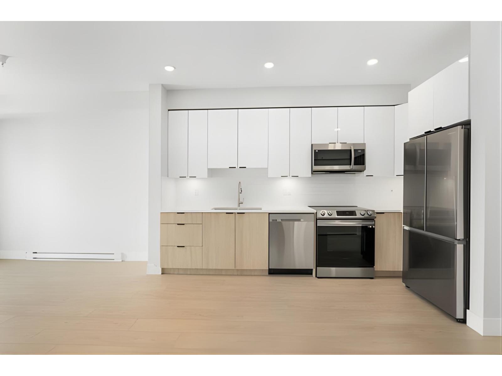 409 19825 54 Avenue, Langley, British Columbia V3A 0P6 - Photo 2 - R3055276