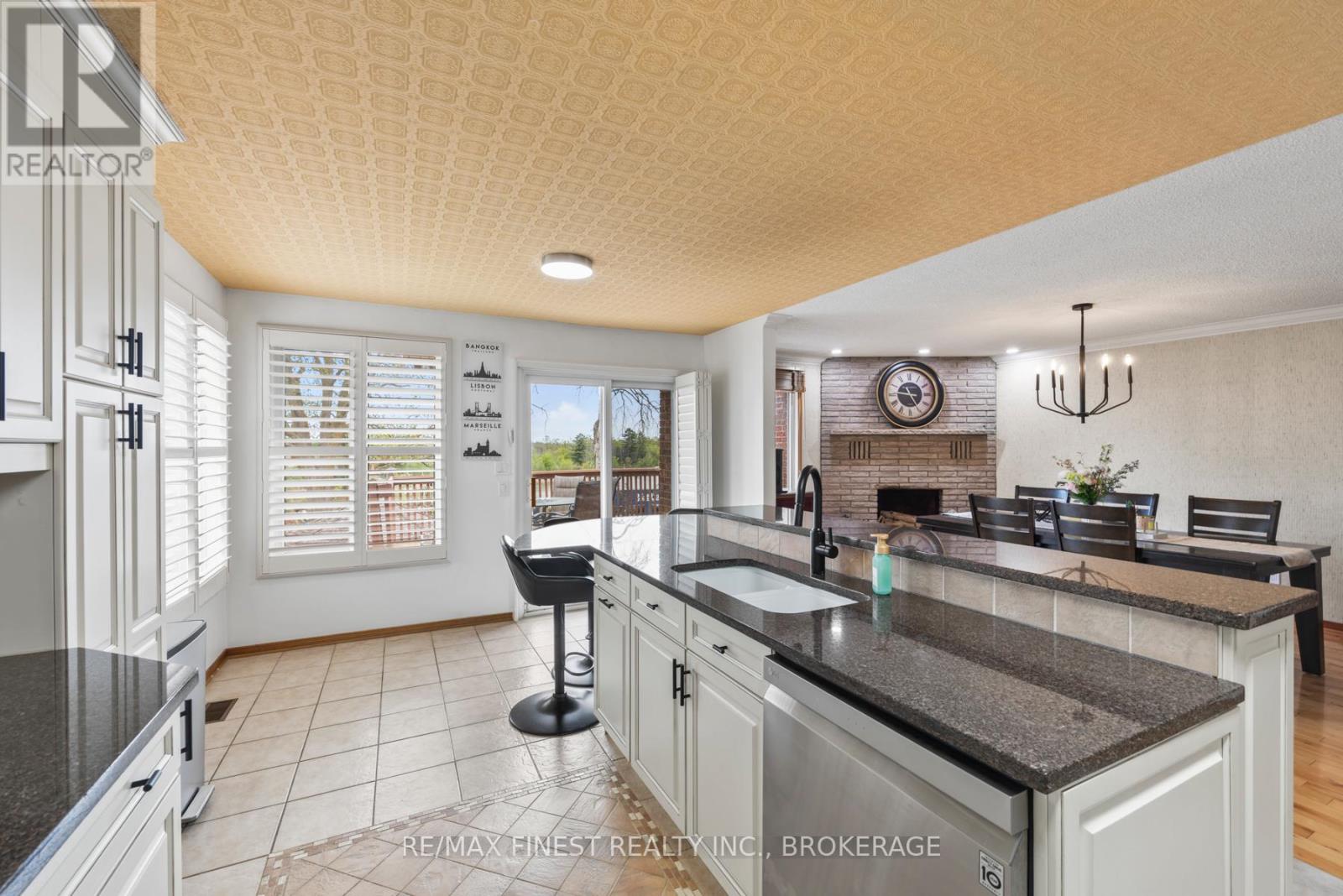 593 Forest Hill Drive, Kingston, Ontario  K7M 7N6 - Photo 15 - X12474401