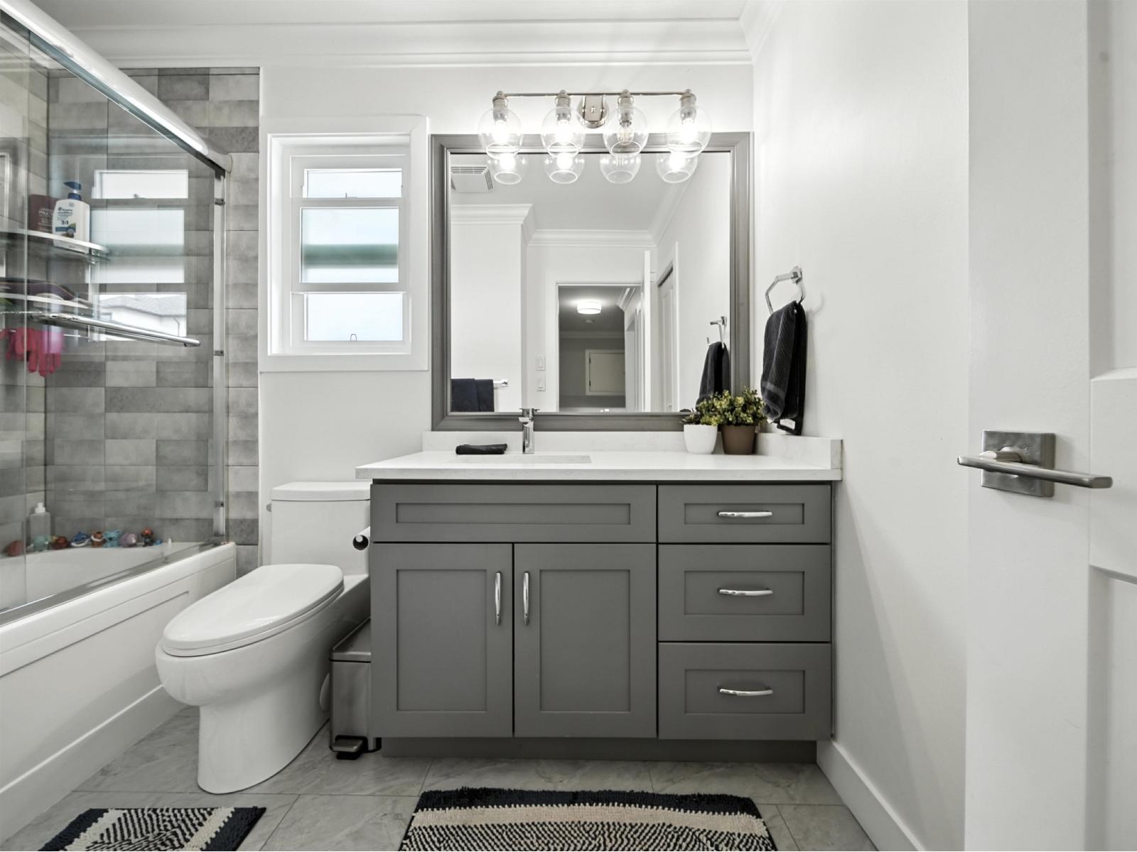 14308 68a Avenue, Surrey, British Columbia  V3W 8W4 - Photo 16 - R3060500