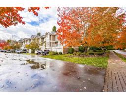 32 20890 57 AVENUE, Langley, British Columbia