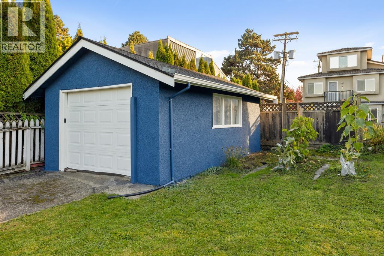 2880 Oxford Street, Vancouver, British Columbia  V5K 1N6 - Photo 6 - R3060324