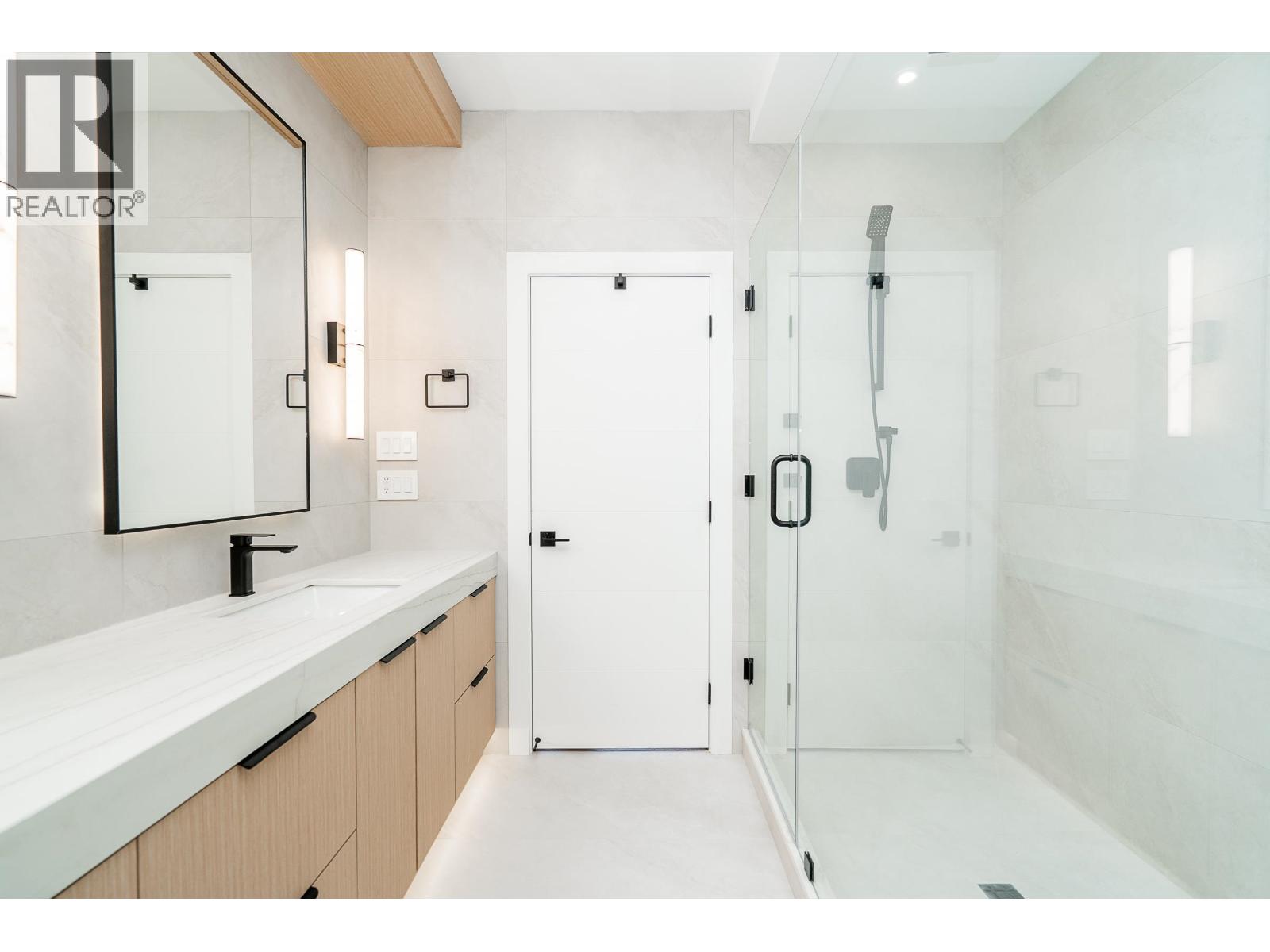 2717 Henry Street, Port Moody, British Columbia  V3H 2J8 - Photo 16 - R3060223