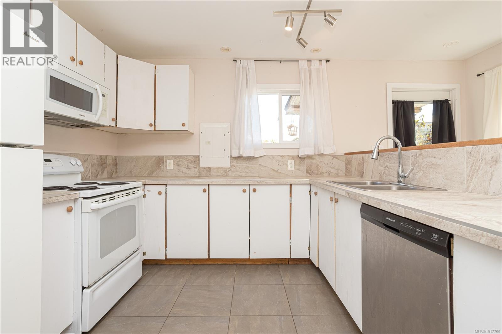 444 Hamilton Ave, Nanaimo, British Columbia  V9R 4E8 - Photo 15 - 1017766