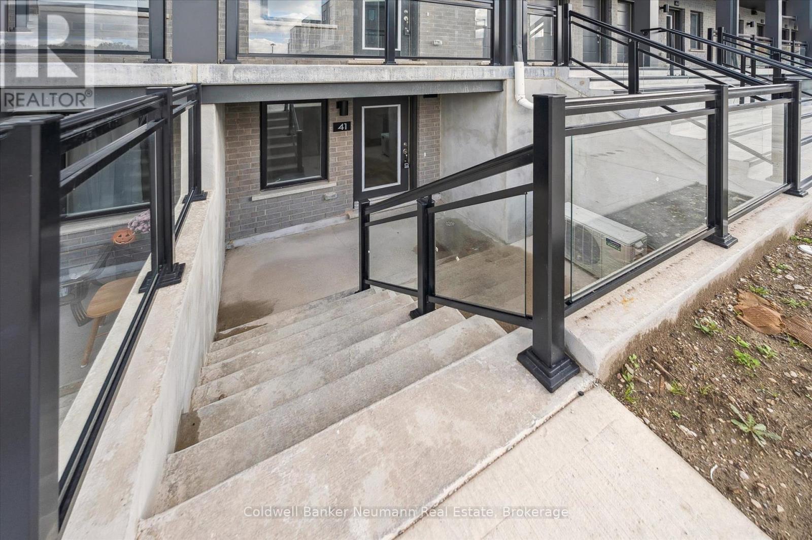 41 - 940 David Street N, Centre Wellington, Ontario  N1M 0L7 - Photo 3 - X12474387