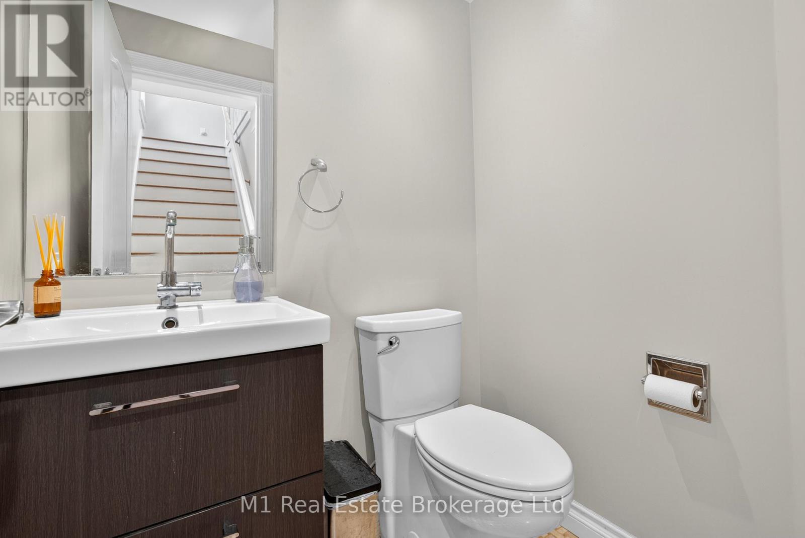60 Howitt Street, Guelph, Ontario  N1E 3C7 - Photo 28 - X12474433