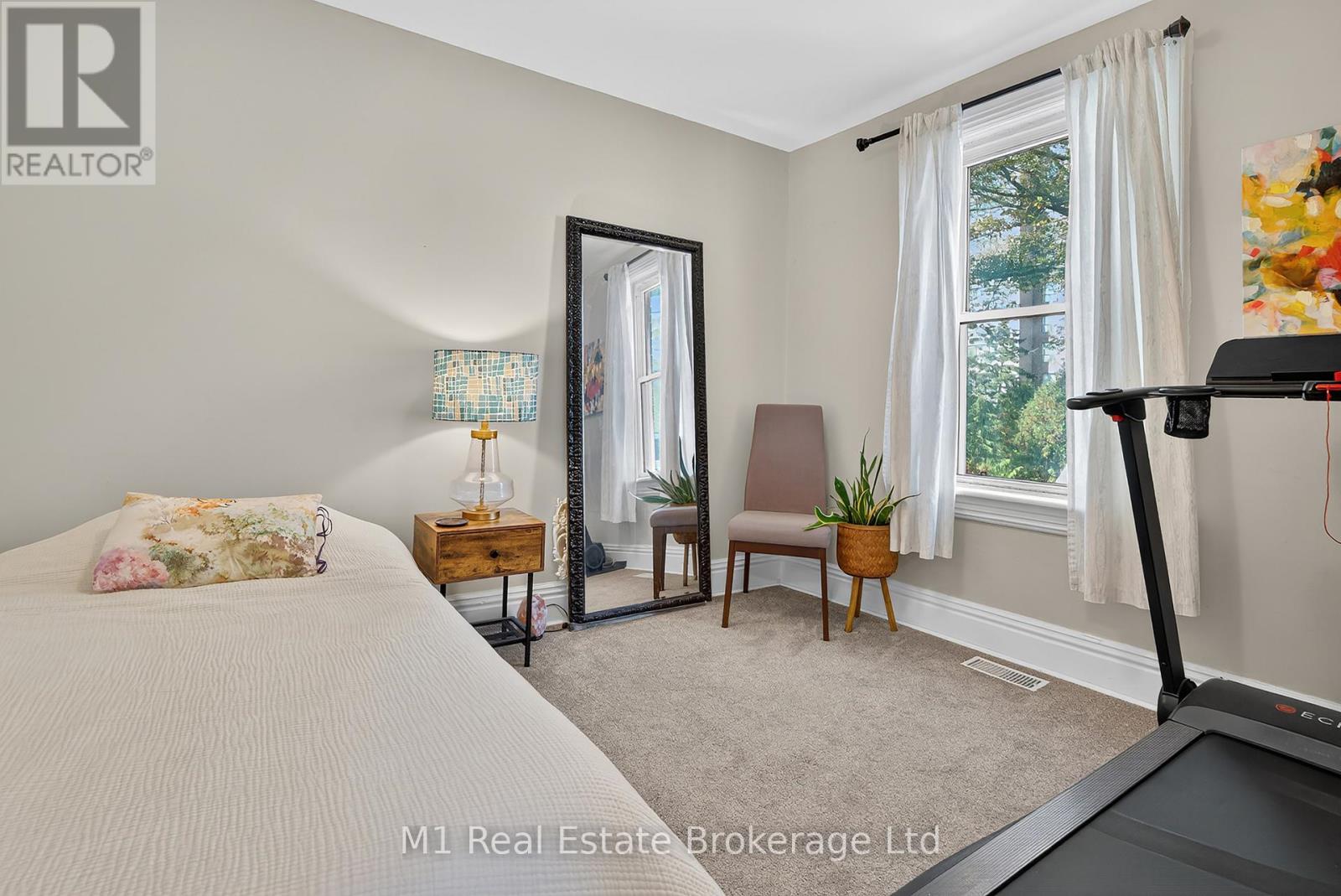 60 Howitt Street, Guelph, Ontario  N1E 3C7 - Photo 33 - X12474433