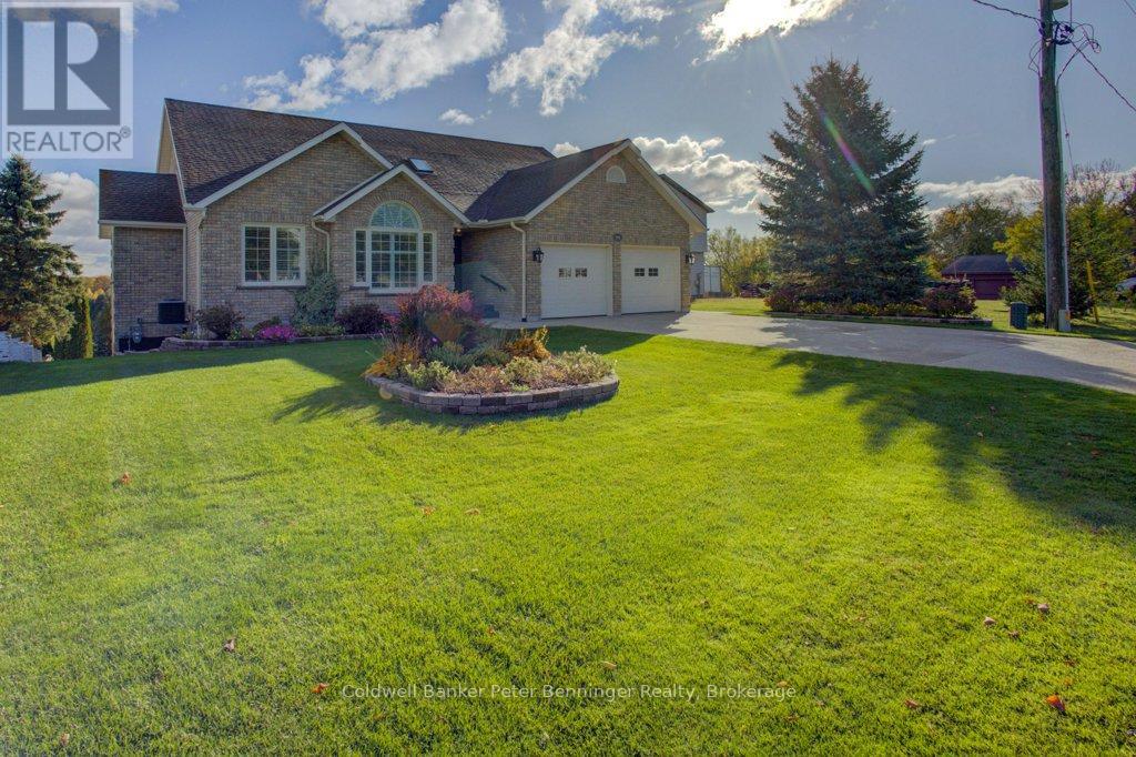 79 George Street S, Arran-Elderslie, Ontario  N0G 2N0 - Photo 1 - X12474465
