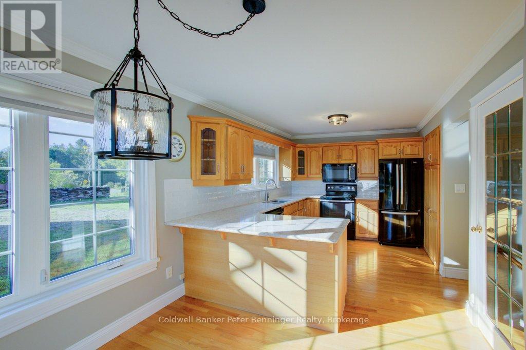 79 George Street S, Arran-Elderslie, Ontario  N0G 2N0 - Photo 10 - X12474465