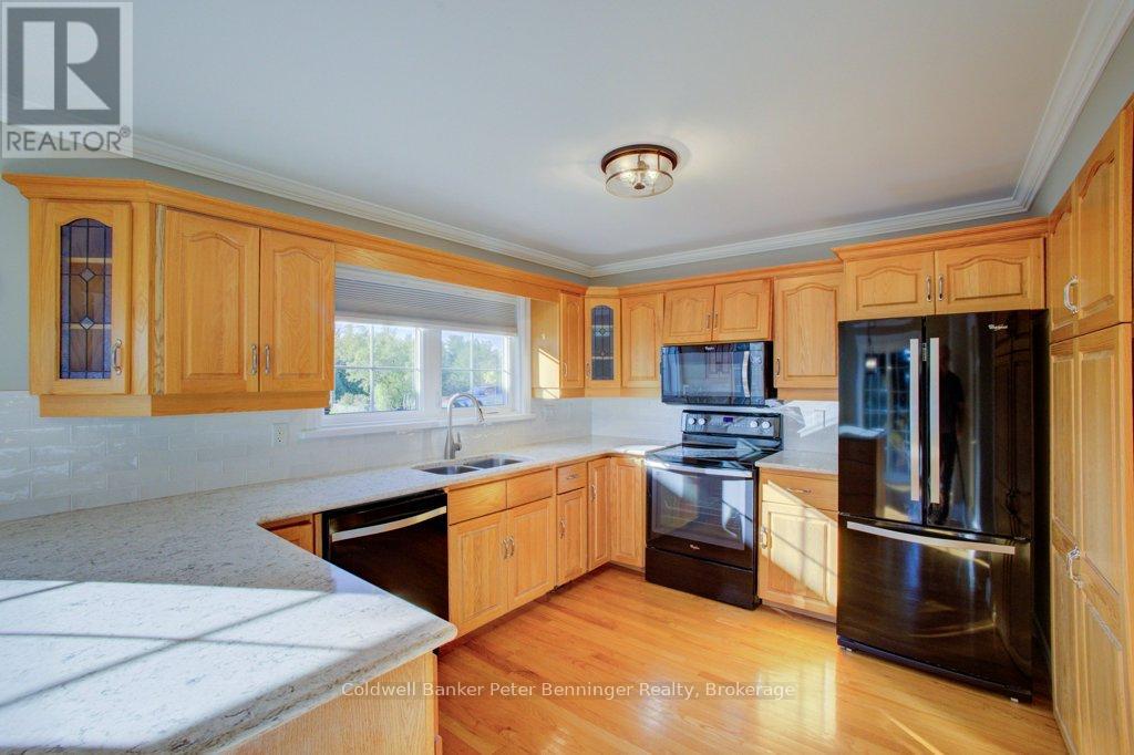 79 George Street S, Arran-Elderslie, Ontario  N0G 2N0 - Photo 11 - X12474465