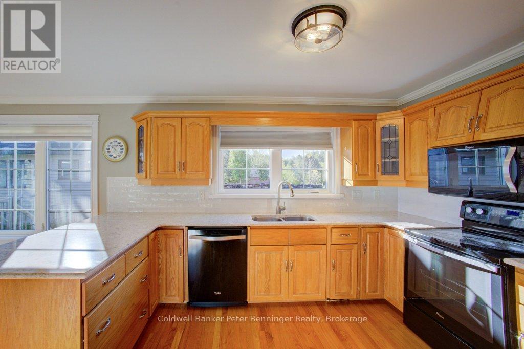 79 George Street S, Arran-Elderslie, Ontario  N0G 2N0 - Photo 12 - X12474465