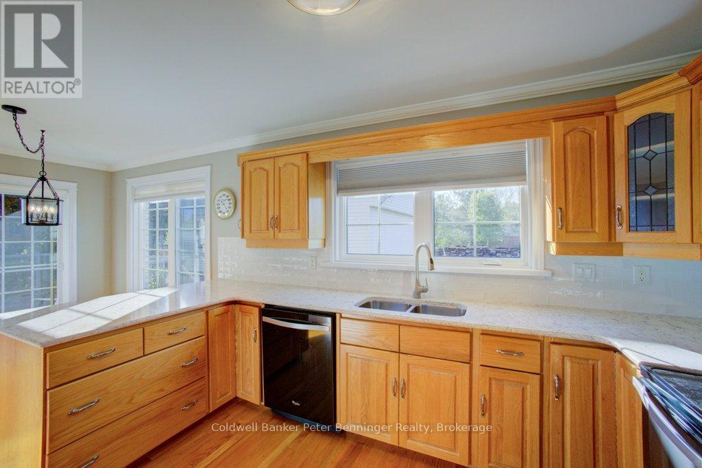 79 George Street S, Arran-Elderslie, Ontario  N0G 2N0 - Photo 13 - X12474465