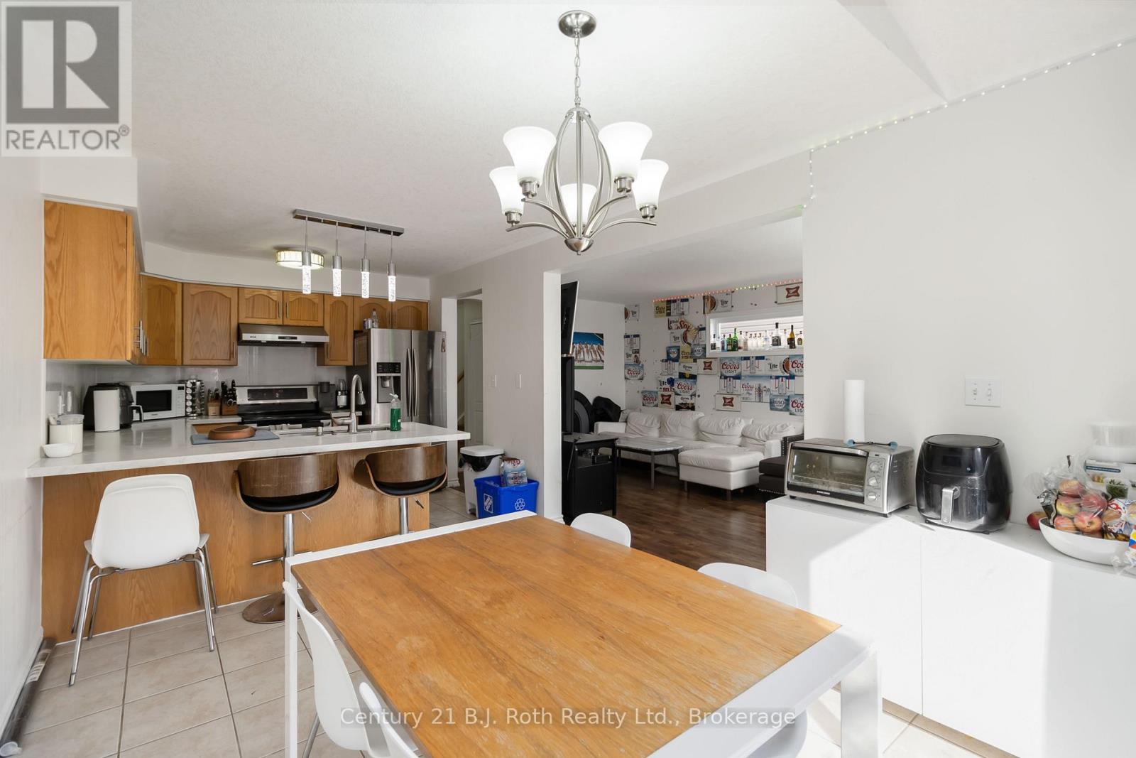 18 Darnell Road, Guelph, Ontario  N1G 5K3 - Photo 7 - X12474469