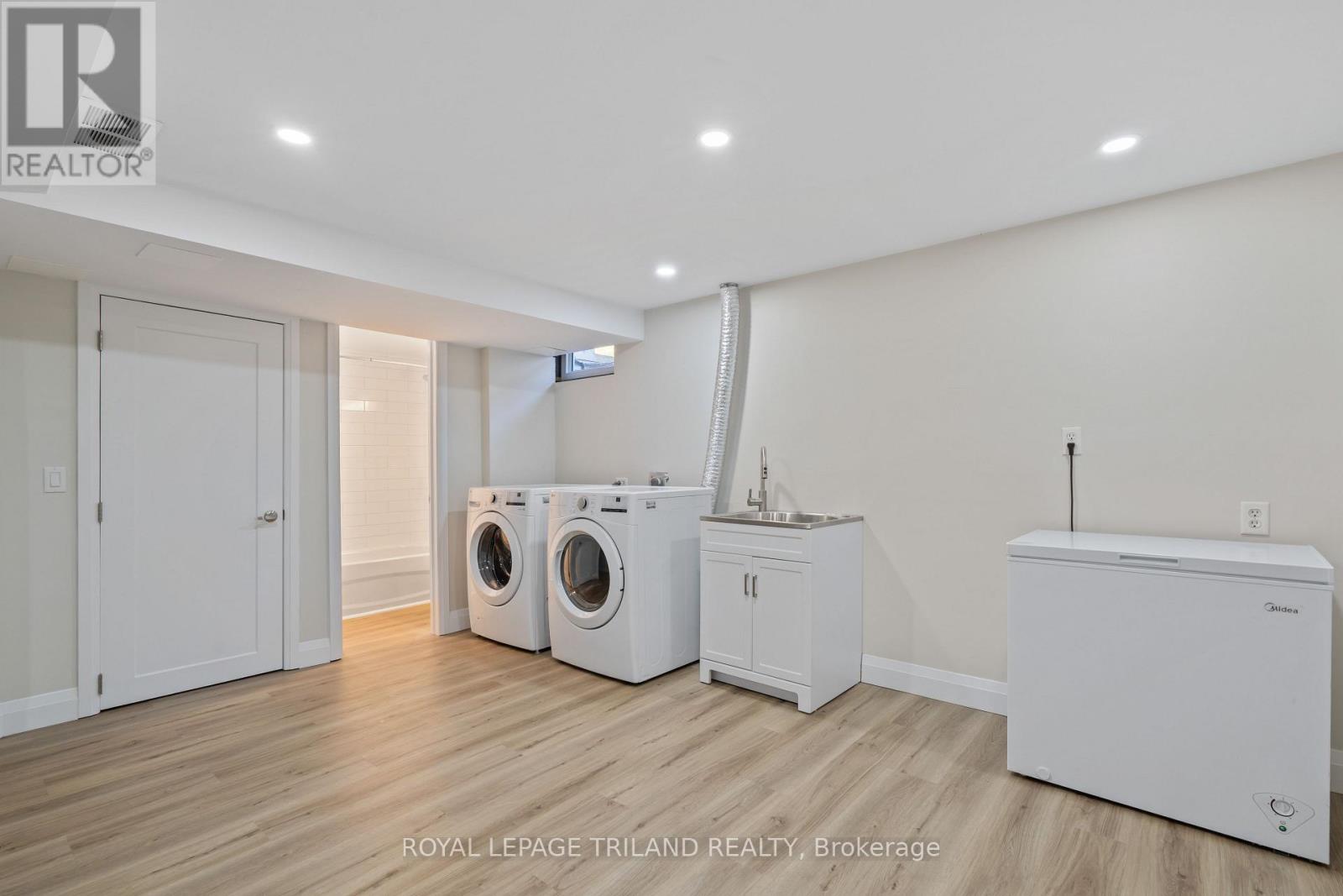 132 Brunswick Avenue, London North, Ontario  N6G 3K8 - Photo 37 - X12474391