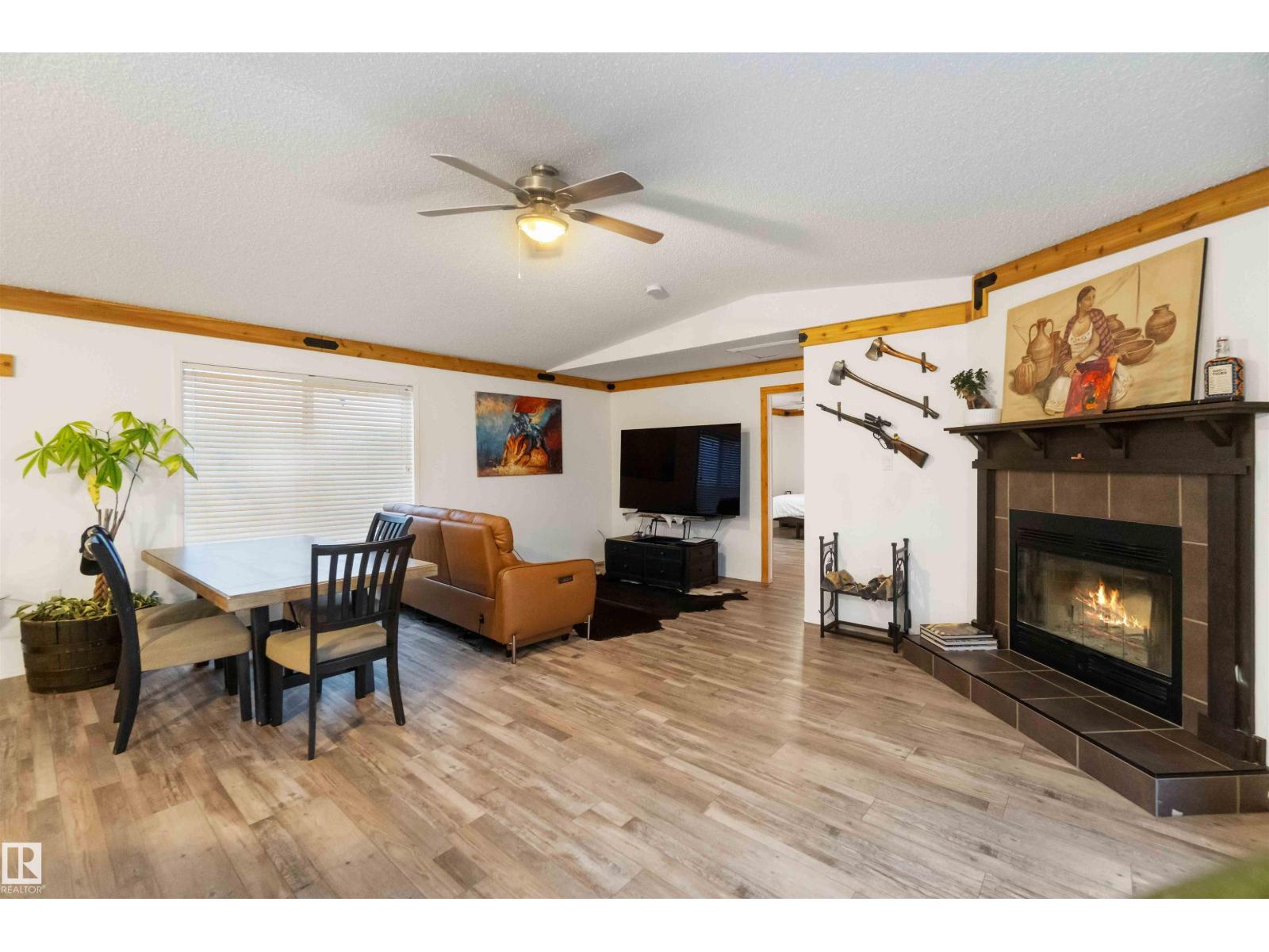 53273 Rge Road 215, Rural Strathcona County, Alberta  T8E 2B4 - Photo 7 - E4462959