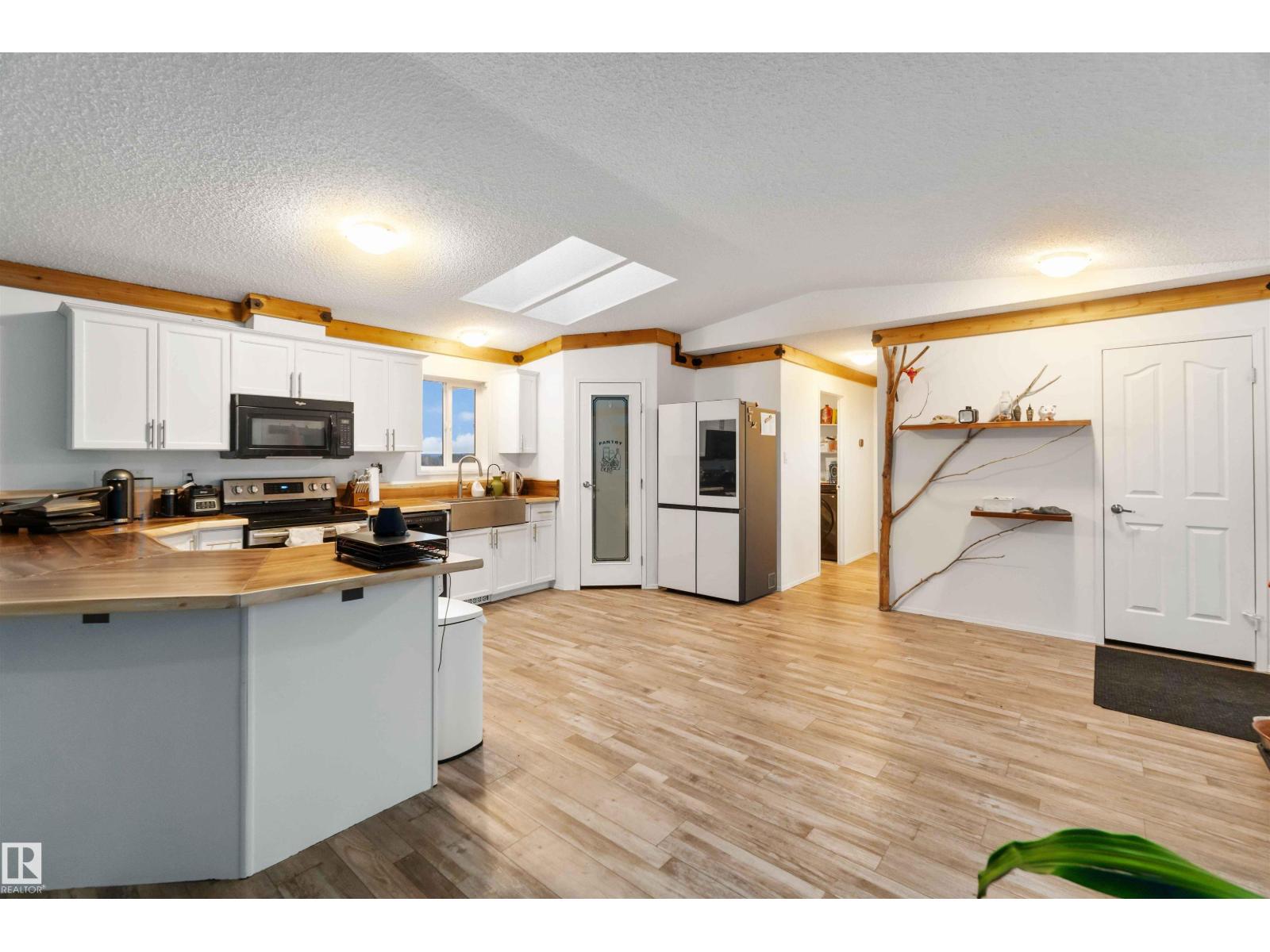 53273 Rge Road 215, Rural Strathcona County, Alberta  T8E 2B4 - Photo 8 - E4462959