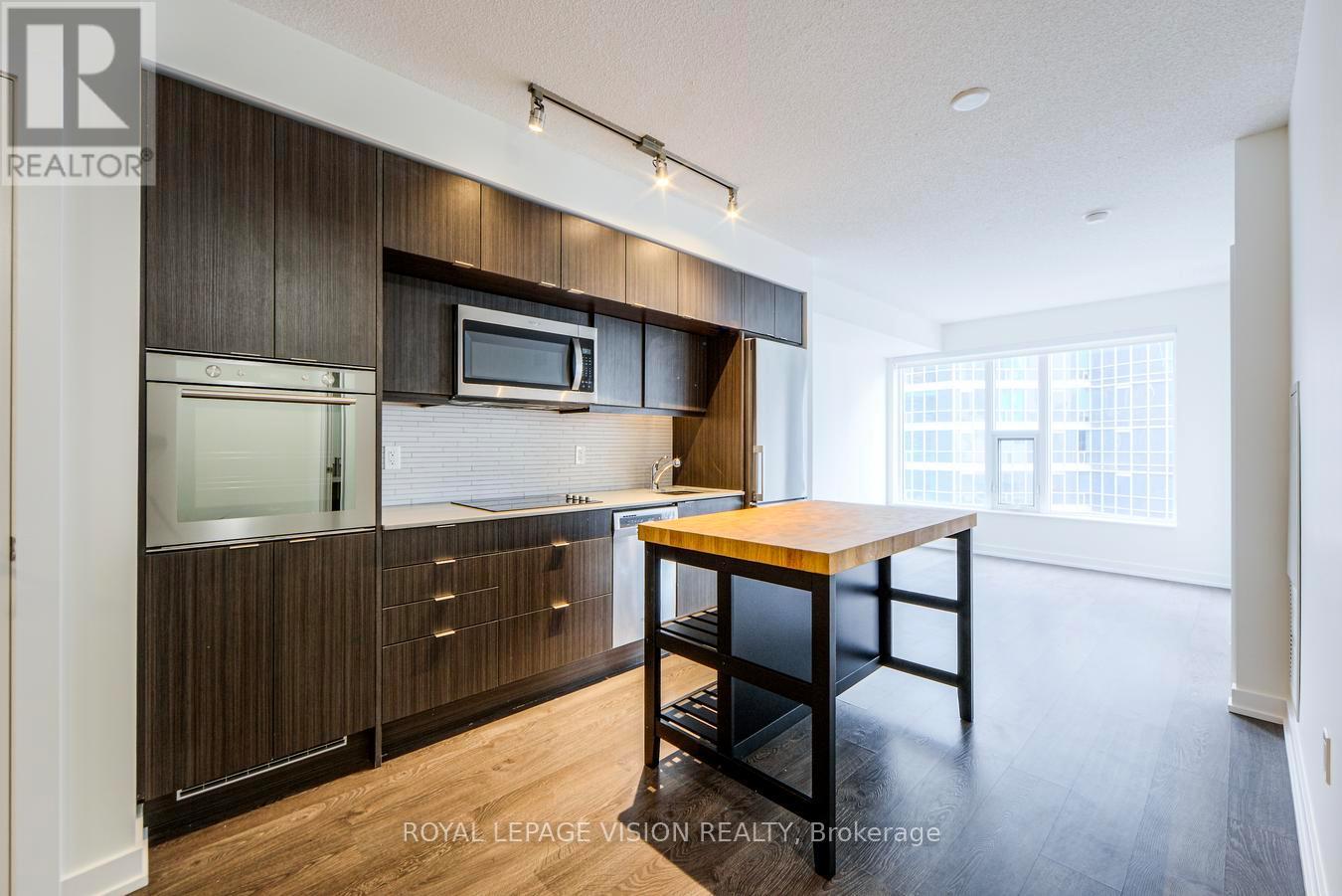 2207 - 10 York Street, Toronto, Ontario  M5J 2Z2 - Photo 14 - C12474327