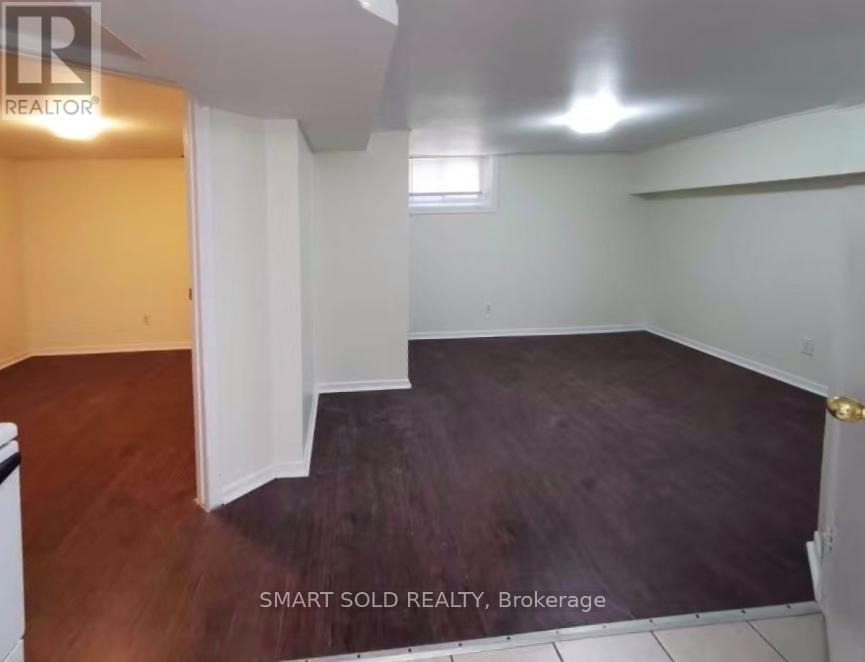 2 - 223 Browndale Cres Lower, Richmond Hill, Ontario  L4C 3H9 - Photo 5 - N12371457