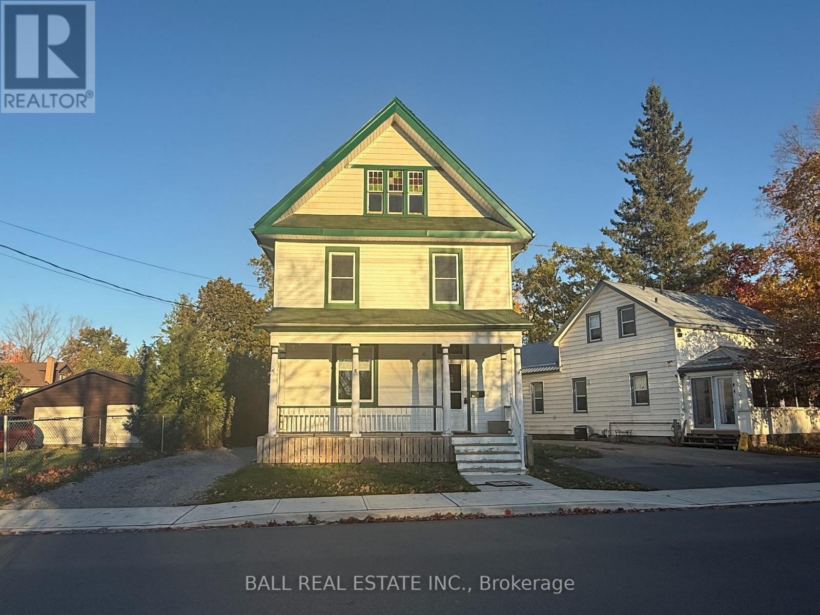 134 Water Street, Selwyn, Ontario  K0L 2H0 - Photo 1 - X12471361