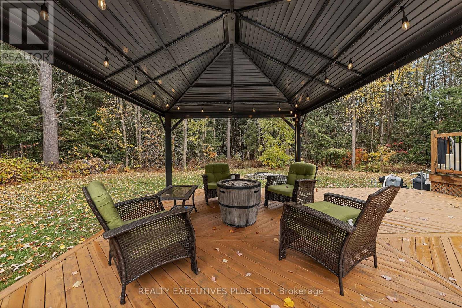 2660 Dubois Street, Clarence-Rockland, Ontario  K4K 1K7 - Photo 32 - X12474466