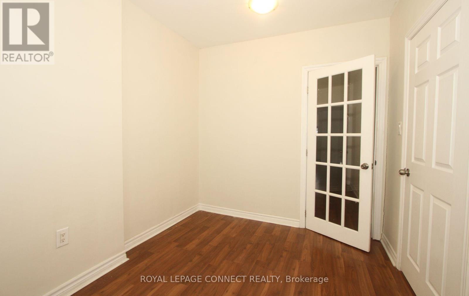 1229a Woodbine Main Floor Avenue, Toronto, Ontario  M4C 4E1 - Photo 5 - E12474313