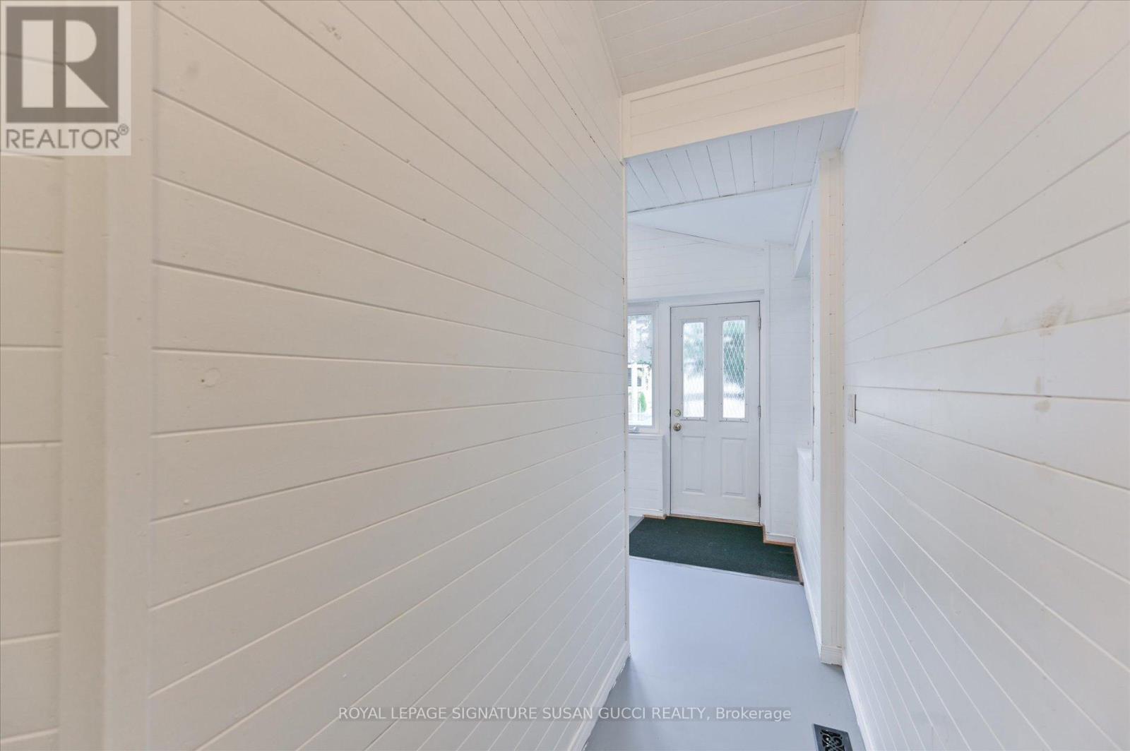 1138 Woodbine Avenue, Toronto, Ontario  M4C 4C8 - Photo 6 - E12474320