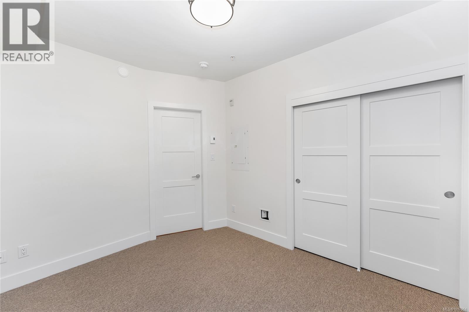 102 C 1224 Richardson St, Victoria, British Columbia  V8V 3E1 - Photo 15 - 1017951