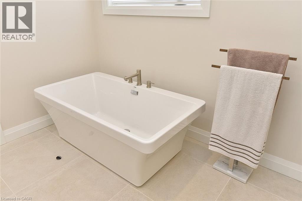 8373 Silver Street, Caistor Centre, Ontario  L0R 1E0 - Photo 26 - 40779791