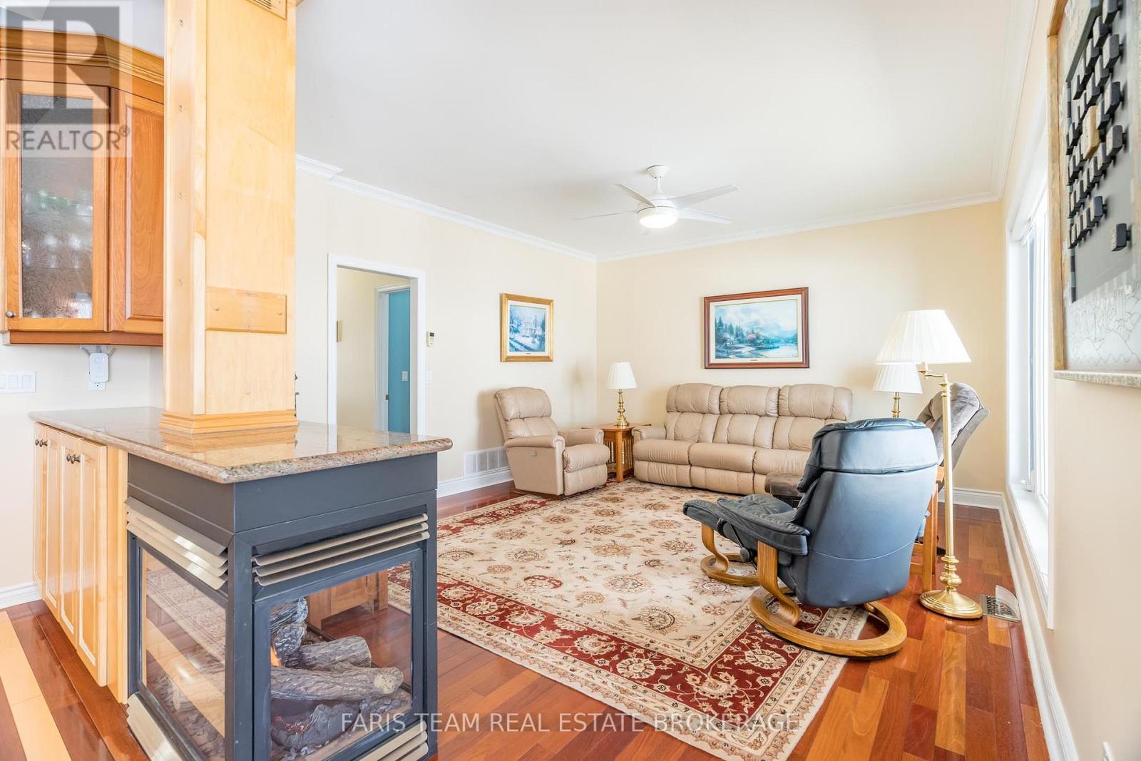 24 Finley Drive, Tiny, Ontario  L0L 2J0 - Photo 11 - S12474342
