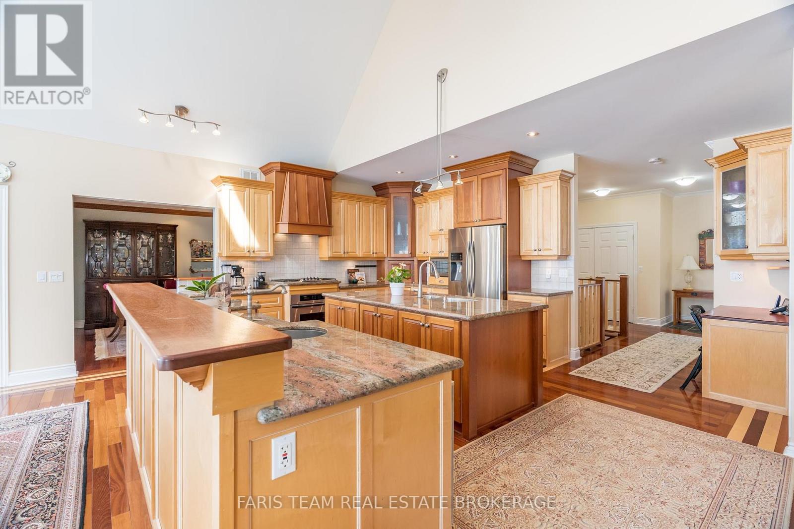 24 Finley Drive, Tiny, Ontario  L0L 2J0 - Photo 5 - S12474342