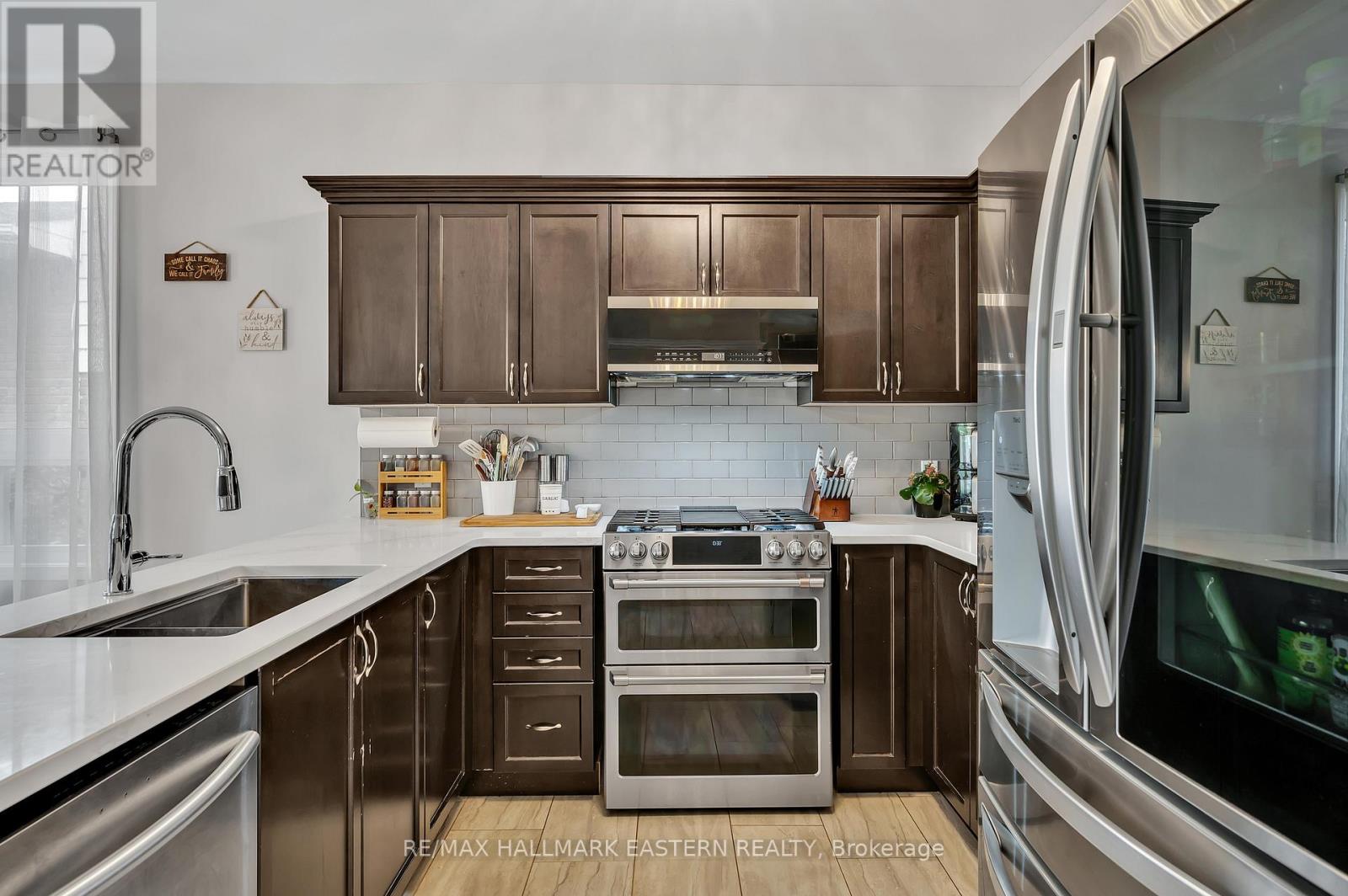 1787 Waddell Avenue, Peterborough, Ontario  K9K 2G5 - Photo 4 - X12474434