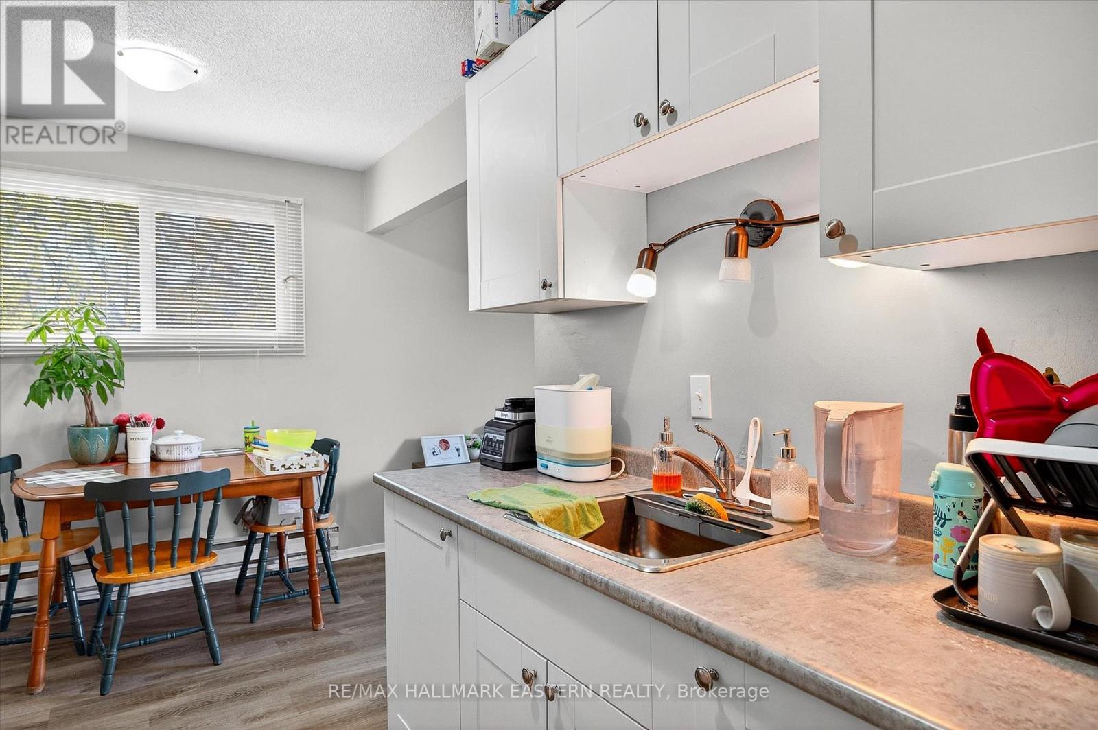 135 Lansdowne Street W, Peterborough, Ontario  K9J 1Y2 - Photo 27 - X12474441