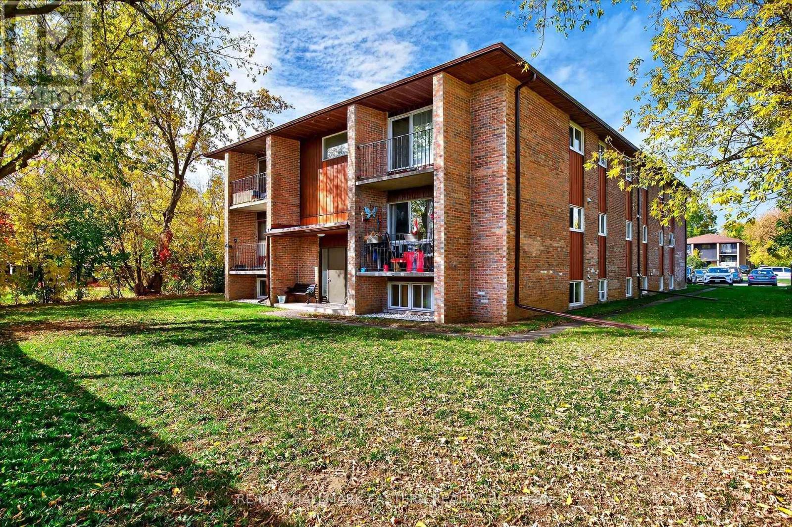 135 Lansdowne Street W, Peterborough, Ontario  K9J 1Y2 - Photo 46 - X12474441