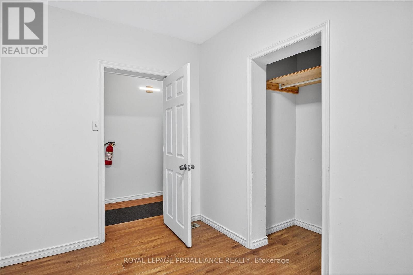 346 London Street, Peterborough, Ontario K9H 2Z7 - Photo 23 - X12474483