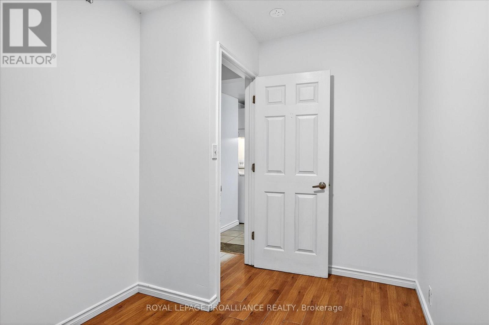 346 London Street, Peterborough, Ontario K9H 2Z7 - Photo 25 - X12474483