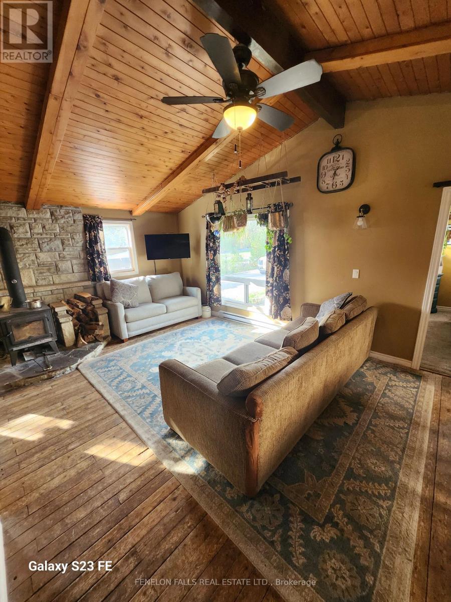 117 Echo Bay Road, Kawartha Lakes (Verulam), Ontario  K0M 1A0 - Photo 21 - X12474485