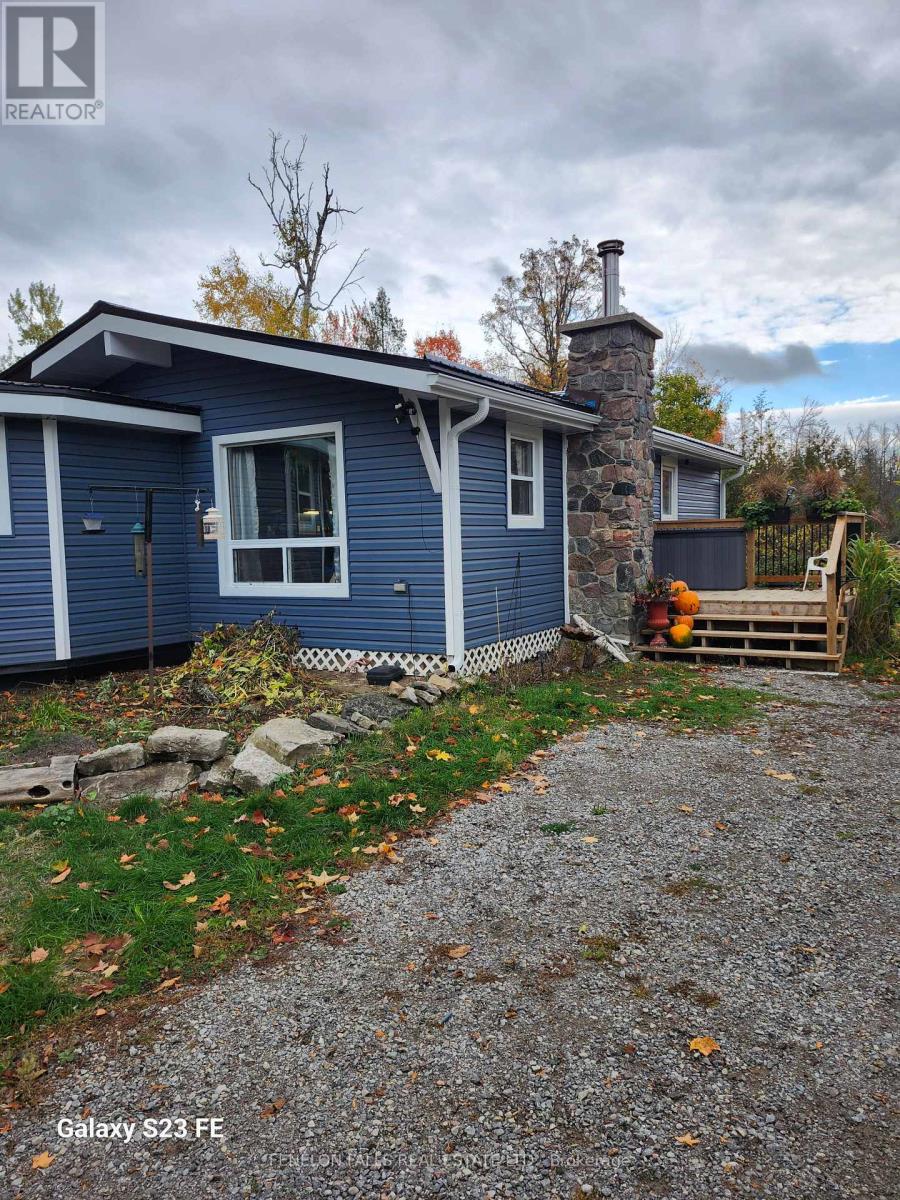 117 Echo Bay Road, Kawartha Lakes (Verulam), Ontario  K0M 1A0 - Photo 3 - X12474485