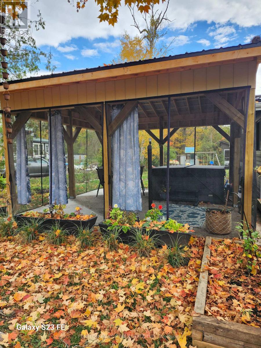 117 Echo Bay Road, Kawartha Lakes (Verulam), Ontario  K0M 1A0 - Photo 6 - X12474485