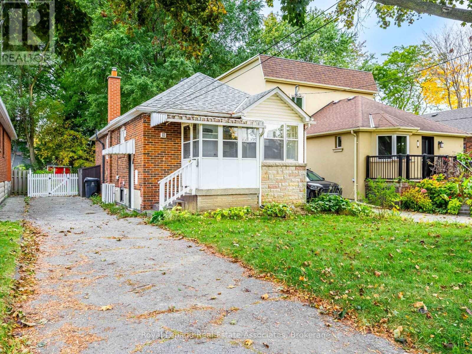 80 Queens Avenue, Toronto, Ontario  M8V 2N3 - Photo 1 - W12474321
