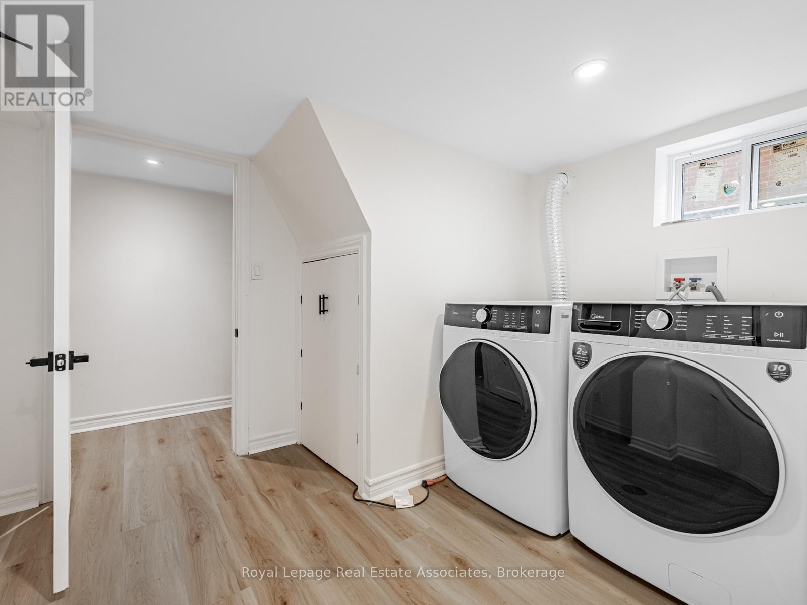 80 Queens Avenue, Toronto, Ontario  M8V 2N3 - Photo 16 - W12474321