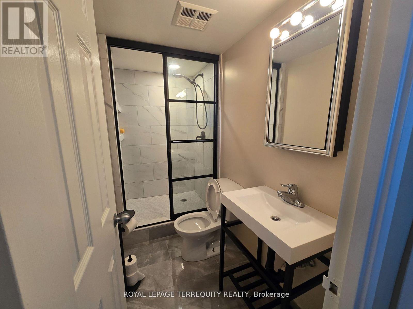 1209 - 61 Markbrook Lane, Toronto, Ontario  M9V 5E7 - Photo 13 - W12474328