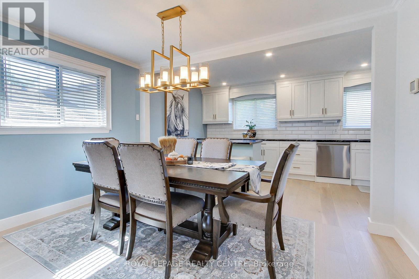 2039 Davebrook Road, Mississauga, Ontario  L5J 3M4 - Photo 11 - W12474347