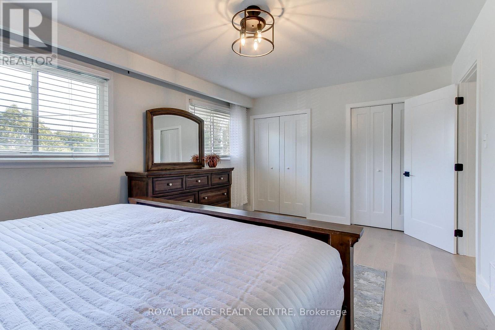 2039 Davebrook Road, Mississauga, Ontario  L5J 3M4 - Photo 21 - W12474347