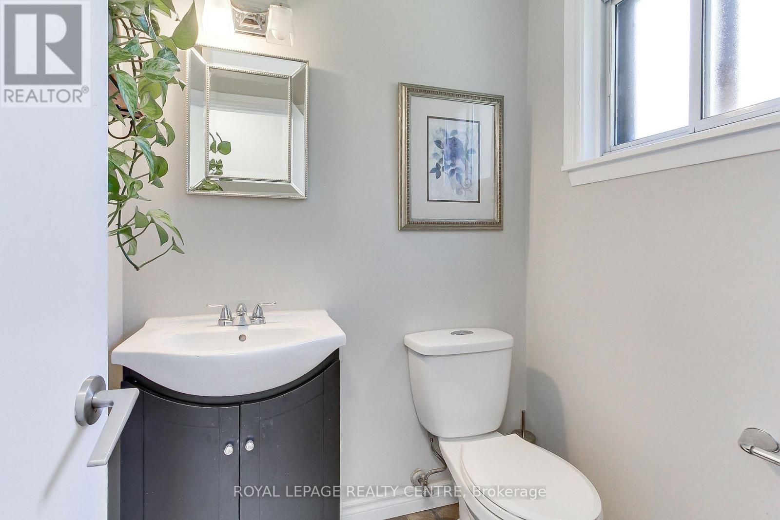 2039 Davebrook Road, Mississauga, Ontario  L5J 3M4 - Photo 28 - W12474347