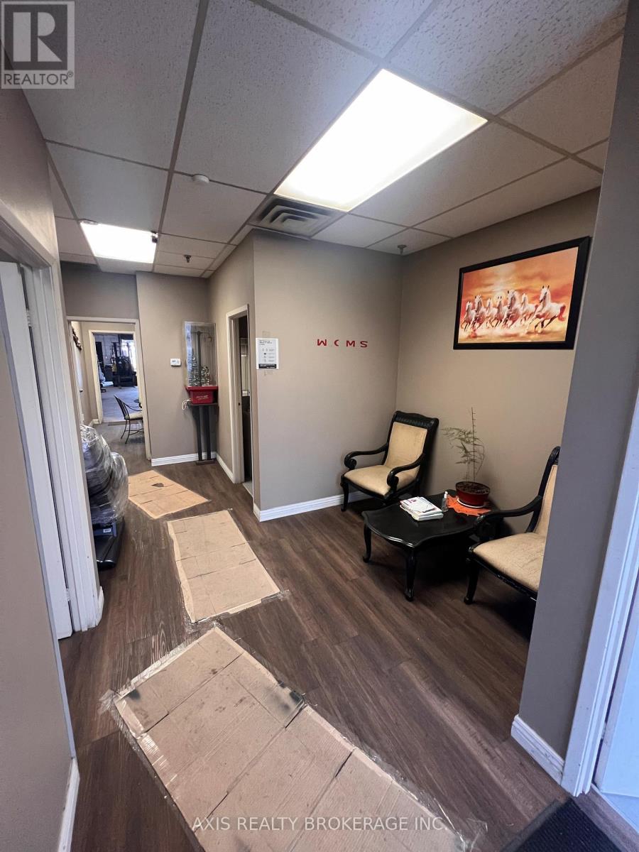 6 - 1075 Meyerside Drive, Mississauga, Ontario  L5T 1J6 - Photo 3 - W12474350